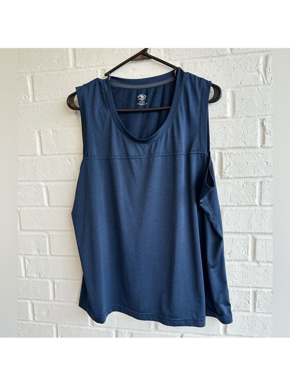 Athletic Works XXL men’s Blue Athletic Tank Like new